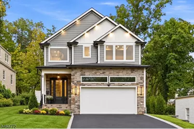 8 Roosevelt Ter, Livingston, NJ 07039 - Photo 1