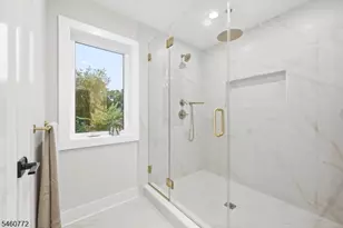 8 Roosevelt Terrace, Livingston, NJ 07039 - Photo 19