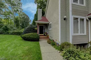 39 Ridgeview Terrace, Jefferson Township, NJ 07438 - Photo 3