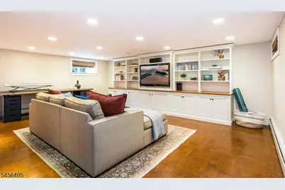 42 Hamilton Rd, Glen Ridge, NJ 07028 - Photo 27