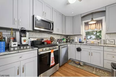 341 Skyline Dr, Ringwood, NJ 07456 - Photo 9