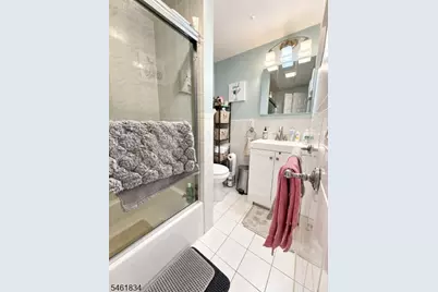 1112 Virginia St, Elizabeth, NJ 07201 - Photo 17