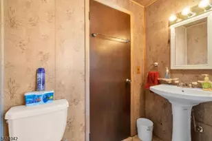 246 E 8th St, Clifton, NJ 07011 - Photo 41