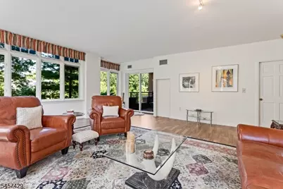 616 S Orange Ave, 4 #D, Maplewood, NJ 07040 - Photo 3