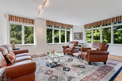 616 S Orange Ave, 4 #D, Maplewood, NJ 07040 - Photo 1