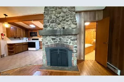 54 Horseshoe Dr, Jefferson Township, NJ 07438 - Photo 5
