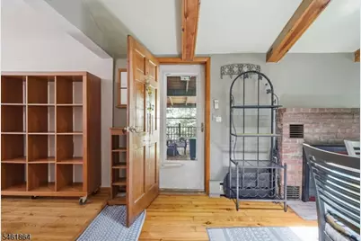 9 Juniper Trl, Kinnelon, NJ 07405 - Photo 5