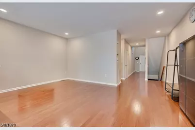15 Bahr Cir, Verona, NJ 07044 - Photo 11