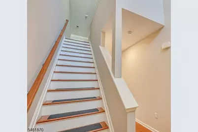 15 Bahr Cir, Verona, NJ 07044 - Photo 13