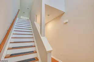 15 Bahr Cir, Verona, NJ 07044 - Photo 13