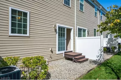 15 Bahr Cir, Verona, NJ 07044 - Photo 29