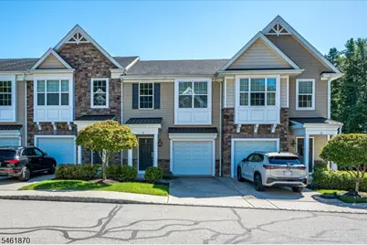 15 Bahr Cir, Verona, NJ 07044 - Photo 1