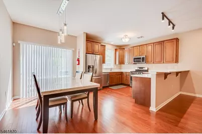15 Bahr Cir, Verona, NJ 07044 - Photo 7