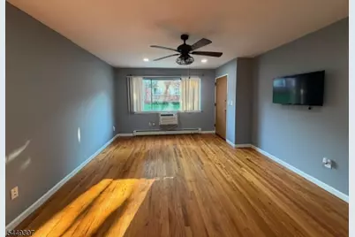 180 Littleton Rd, Parsippany, NJ 07054 - Photo 7
