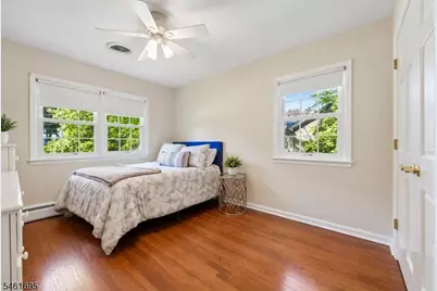 302 Woods End Rd, Westfield, NJ 07090 - Photo 17
