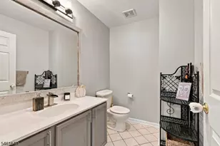 51 Lakeview Dr, Hamburg, NJ 07419 - Photo 7