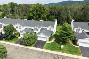 51 Lakeview Dr, Hamburg, NJ 07419 - Photo 3