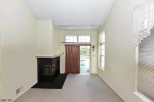 1098 Devon Ct, Mahwah, NJ 07430 - Photo 7