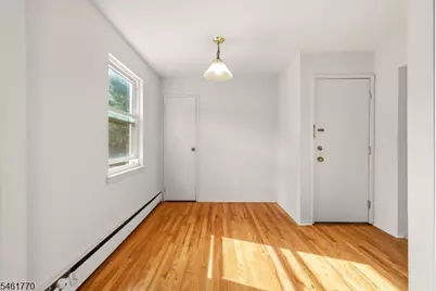 21 York  Drive Apt 3B, Edison Twp., NJ 08817 - Photo 13