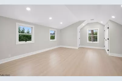 183 Jefferson Ave, Emerson, NJ 07630 - Photo 19