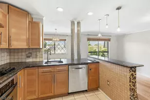 1150-1190 W Saint George B22, Linden, NJ 07036 - Photo 3