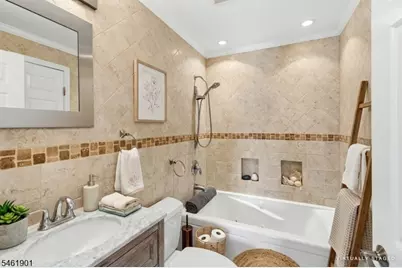 1150-1190 W St George #B22, Linden, NJ 07036 - Photo 13