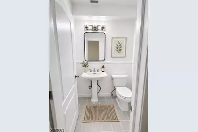 20 E Kinney St, Newark, NJ 07102 - Photo 5