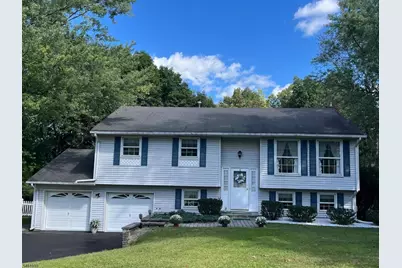 6 Redwood Dr, Clinton Township, NJ 08809 - Photo 5