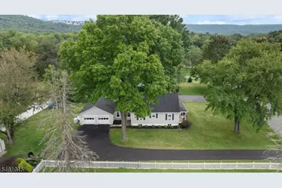 203 Pine St, Hackettstown, NJ 07840 - Photo 29