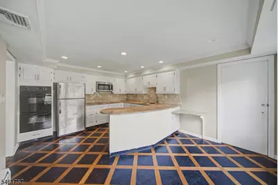 396 New Dover Rd, Woodbridge Township, NJ 07067 - Photo 11