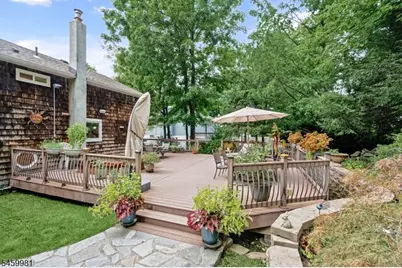 9 Melrose Ave, West Milford Twp., NJ 07421 - Photo 23