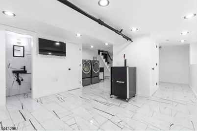 83 Wessington Ave, Garfield, NJ 07026 - Photo 15