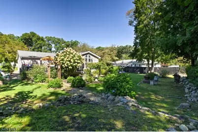 2 Armstrong Dr, Jefferson Township, NJ 07438 - Photo 7