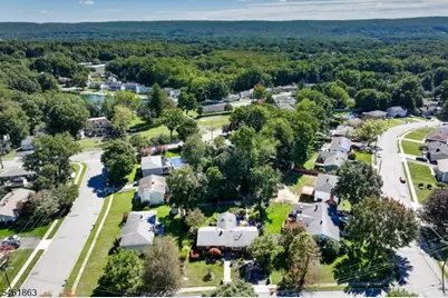 2 Armstrong Dr, Jefferson Township, NJ 07438 - Photo 11