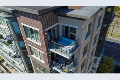 100 Eton Row #605, Weehawken Twp., NJ 07086 - Photo 37