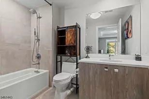 100 Eton Row, Weehawken Twp., NJ 07086 - Photo 27