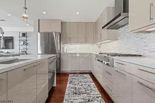 100 Eton Row, Weehawken Twp., NJ 07086 - Photo 11