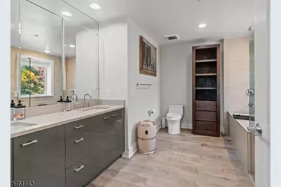 100 Eton Row #605, Weehawken Twp., NJ 07086 - Photo 21