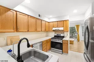 16 Stone Edge Rd, Bedminster Township, NJ 07921 - Photo 7