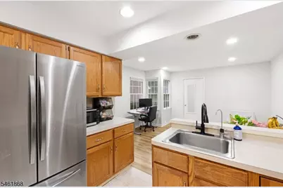 16 Stone Edge Rd, Bedminster Township, NJ 07921 - Photo 9