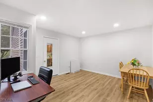 16 Stone Edge Rd, Bedminster Township, NJ 07921 - Photo 11