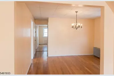 90 Rossiter Ave, Paterson, NJ 07502 - Photo 5