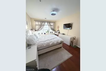102 E Elizabeth Ave, Linden, NJ 07036 - Photo 11