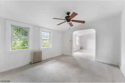 72 Minerva Ave, Hawthorne, NJ 07506 - Photo 11
