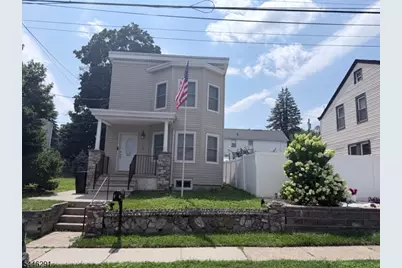 76 Mohawk Ave, Hawthorne, NJ 07506 - Photo 1