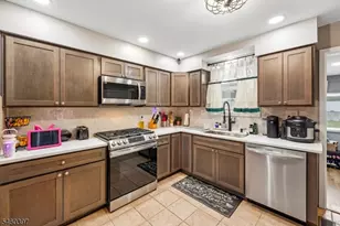 731 Mayflower Ave, Lawrence Township, NJ 08648 - Photo 9
