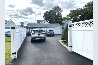 14 Spruce St, Bloomfield, NJ 07003 - Photo 17