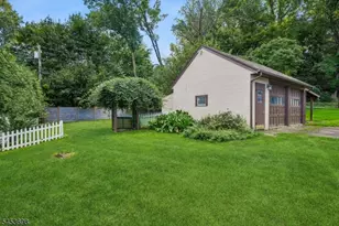 136 Summit Ave, Montclair, NJ 07043 - Photo 31