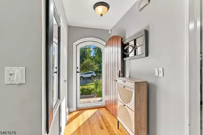 26 Mount Vernon St, Nutley, NJ 07110 - Photo 3