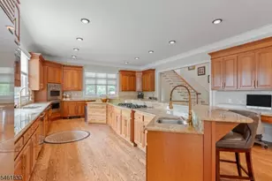 305 Green Rd, Sparta Township, NJ 07871 - Photo 17
